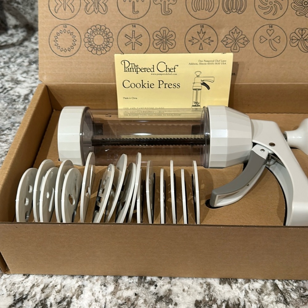 Cookie press